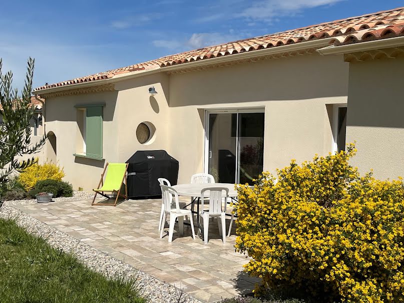 Vente villa 5 pièces 137 m² à Malemort-du-Comtat (84570), 384 000 €