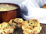 Cheddar Bay Biscuits {Like Red Lobster} was pinched from <a href="http://centercutcook.com/cheddar-bay-biscuits-like-red-lobster/" target="_blank">centercutcook.com.</a>