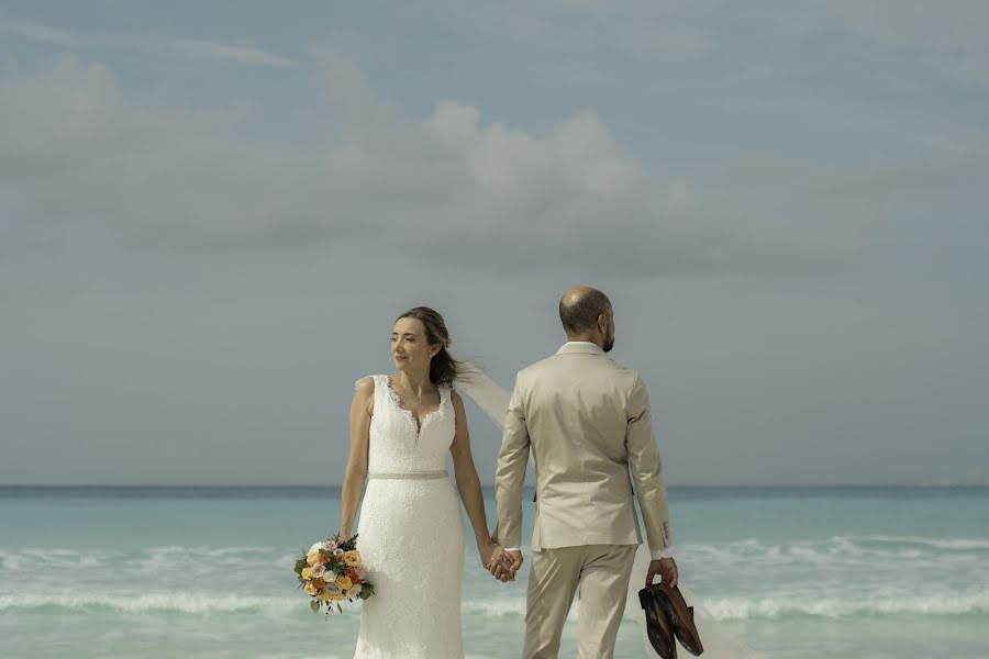 Fotógrafo de casamento Luis Briceño (capitanpilon). Foto de 10 de novembro 2022