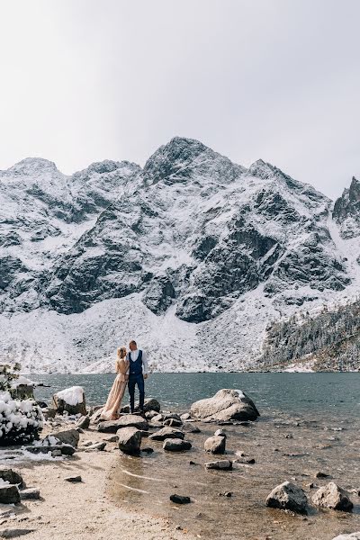 Jurufoto perkahwinan Vitaliy Matviec (vmgardenwed). Foto pada 17 Oktober 2019