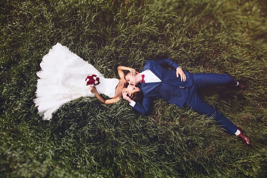 Fotógrafo de casamento Vlad Saverchenko (saverchenko). Foto de 9 de junho 2015