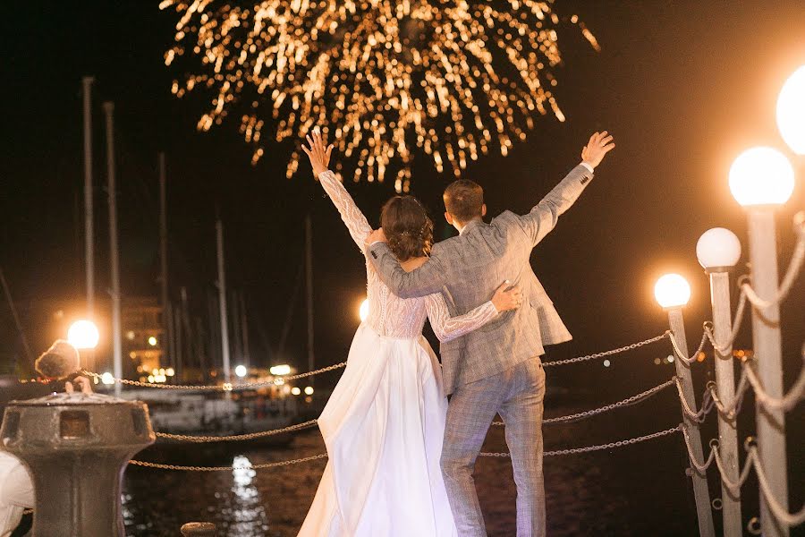 Fotógrafo de casamento Renata Odokienko (renata). Foto de 14 de fevereiro 2022