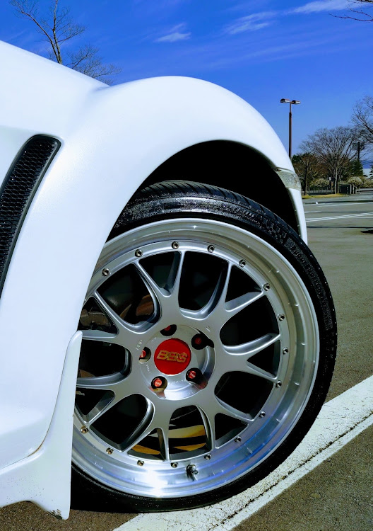 RX-8の夏タイヤ交換完了に関するカスタム事例の投稿画像1枚目