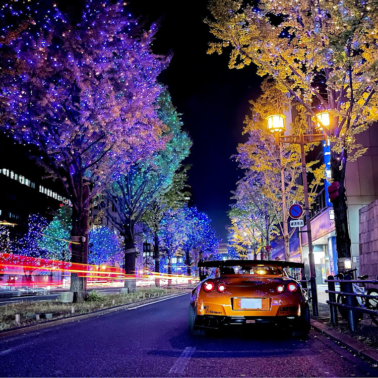NISSAN GT-Rのリバティーウォーク・LibertyWalk・GT-R・R35・ナイトモード撮影に関するカスタム事例の投稿画像1枚目