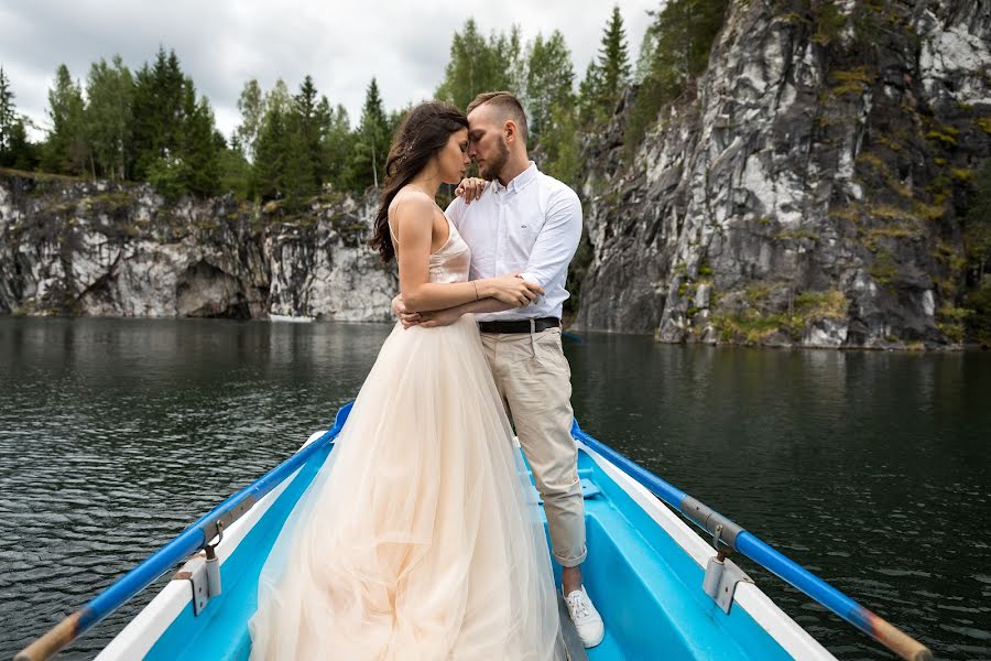 Wedding photographer Rinat Kuyshin (rinatkuyshin). Photo of 21 September 2017