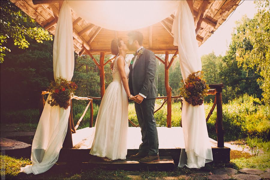 Fotógrafo de casamento Lubow Polyanska (lupol). Foto de 21 de julho 2014