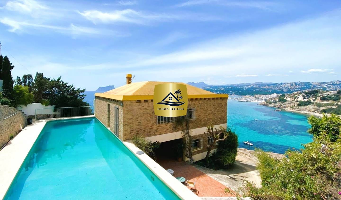 Villa with pool and terrace Moraira