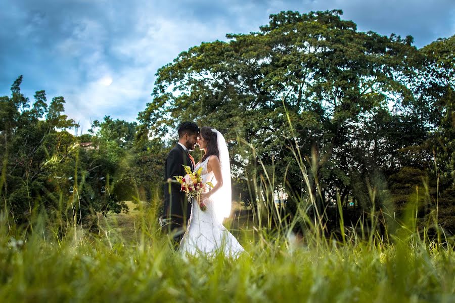 Fotografo di matrimoni Andres Padilla Fotografía (andrespadillafot). Foto del 28 marzo 2020