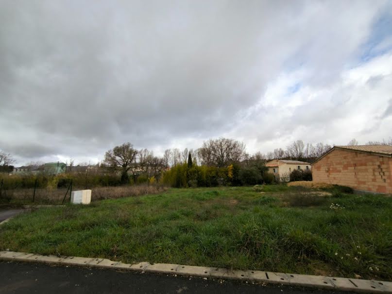 Vente terrain  759 m² à La Tour-d'Aigues (84240), 241 000 €