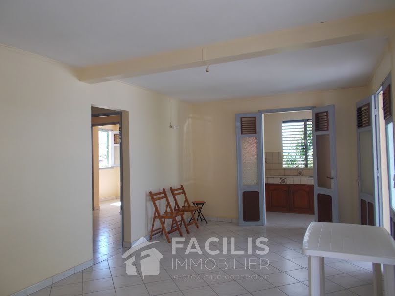 Vente maison 4 pièces 90 m² à Basse terre (97100), 180 000 €