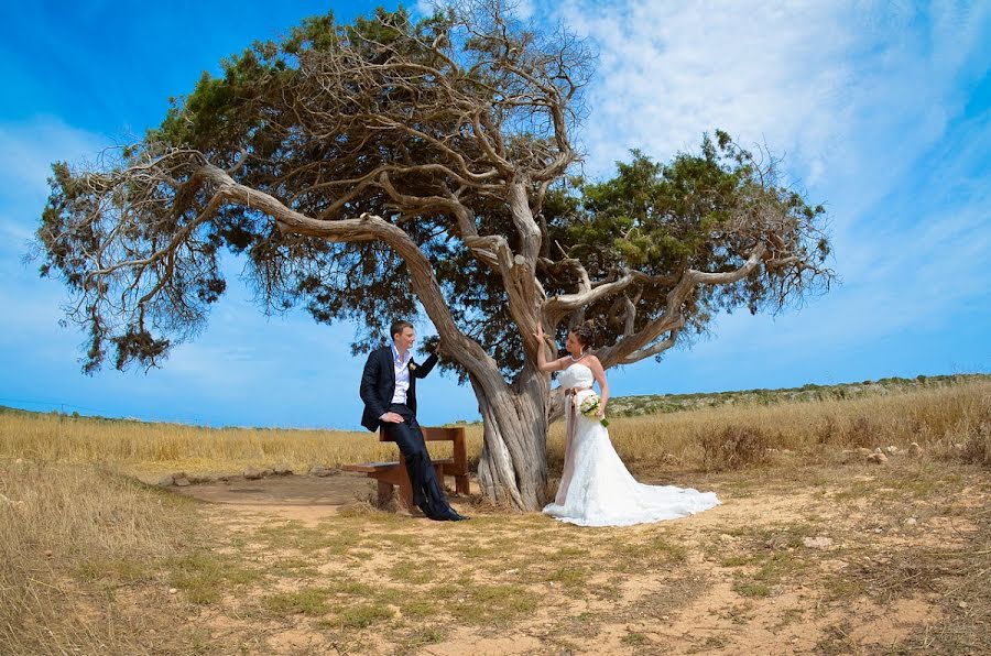 Fotógrafo de casamento Konstantin Koekin (koyokin). Foto de 25 de janeiro 2013