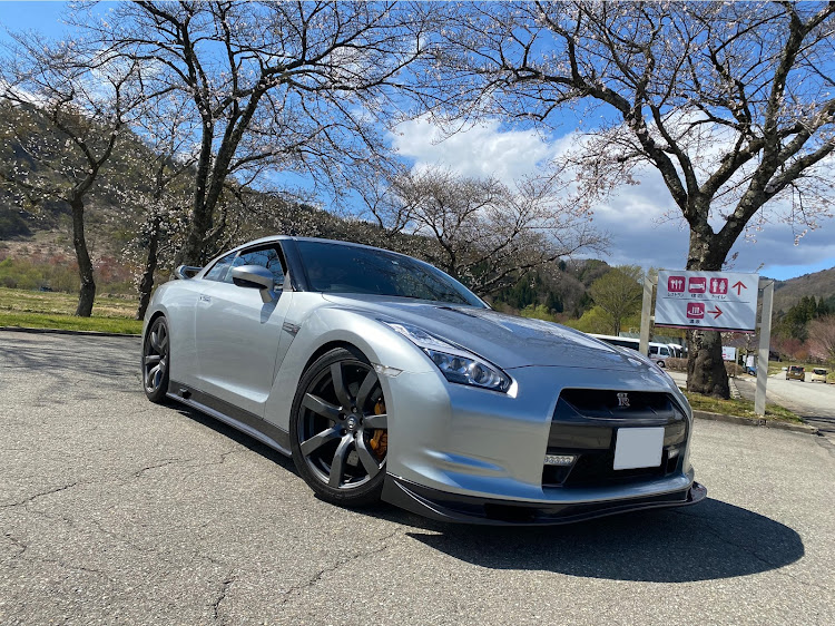 NISSAN GT-RのGT-R・R35GT-R・ドライブに関するカスタム事例の投稿画像1枚目