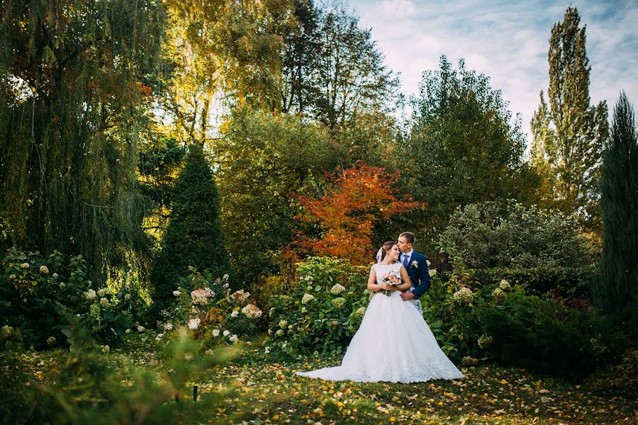 Fotógrafo de bodas Evgeniy Simdyankin (photosimdyankin). Foto del 27 de enero 2019