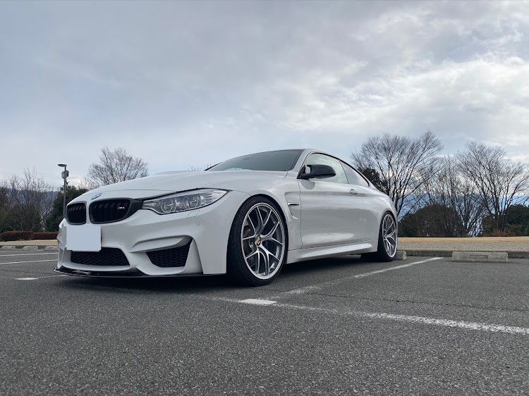 M4 クーペの悲しいお知らせ・本当はM4ずっと‥・箱替え・事情により‥・ノーマル戻しに関するカスタム事例の投稿画像1枚目