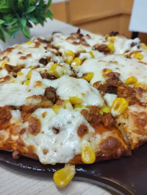 Chicken Corn Cheese Pizza [8 Inches]