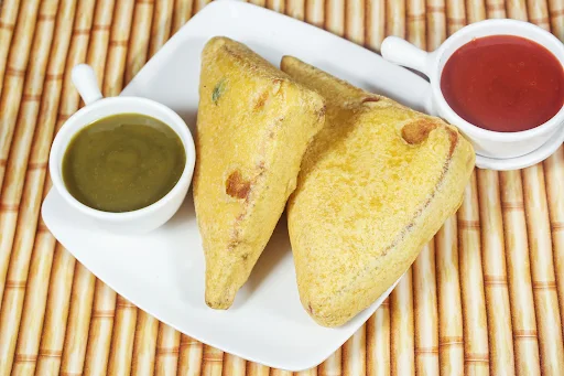 Bread Paneer Pakoda [1 Piece]