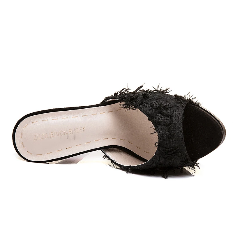 Nieuwe zomerse hoge hakken voor dames, stijlvol en comfortabel. Ideaal voor een zomerse look, geniet van de zon met elegantie.