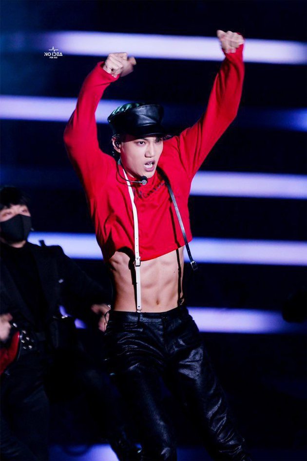 Konkurrere en kreditor hardware Here 10+ Gorgeous Looks That Prove EXO's Kai Is The King Of Crop Tops -  Koreaboo