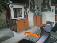 Looks Salon photo 1