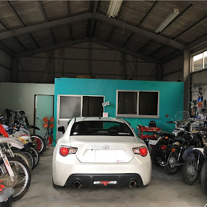 86
