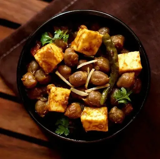 Chole Paneer