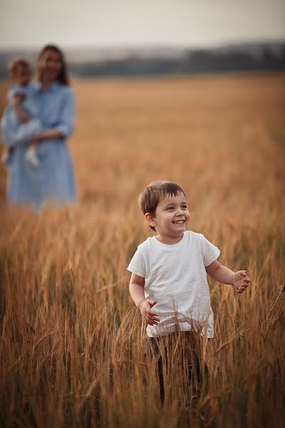 Fotografo di matrimoni Lesya Vedernikova (lesyav). Foto del 27 ottobre 2021