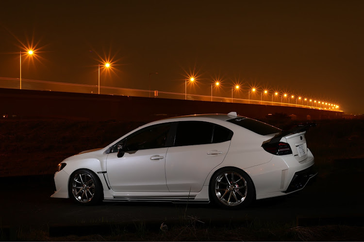WRX S4のカメ活・ミラーレス一眼・撮影練習・レンズ比較・光芒ウニウニに関するカスタム事例の投稿画像6枚目