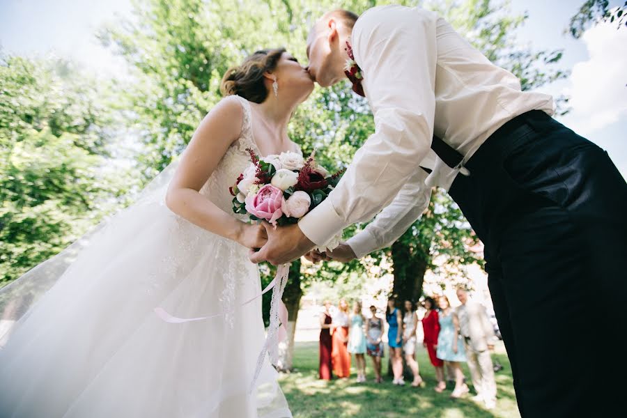 Fotógrafo de casamento Sasha Ovcharenko (sashaovcharenko). Foto de 21 de setembro 2016