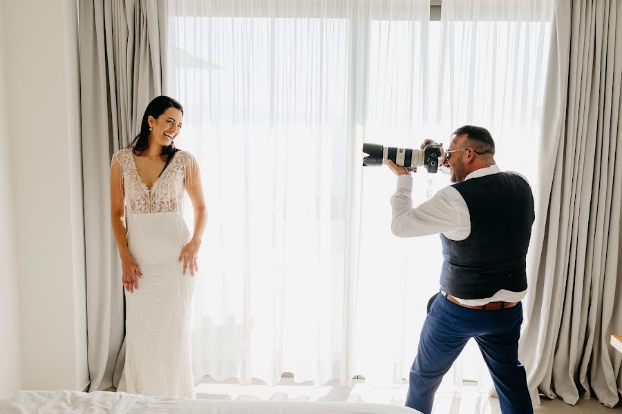 Wedding photographer Kalli Kolozi (kalli). Photo of 24 November 2022