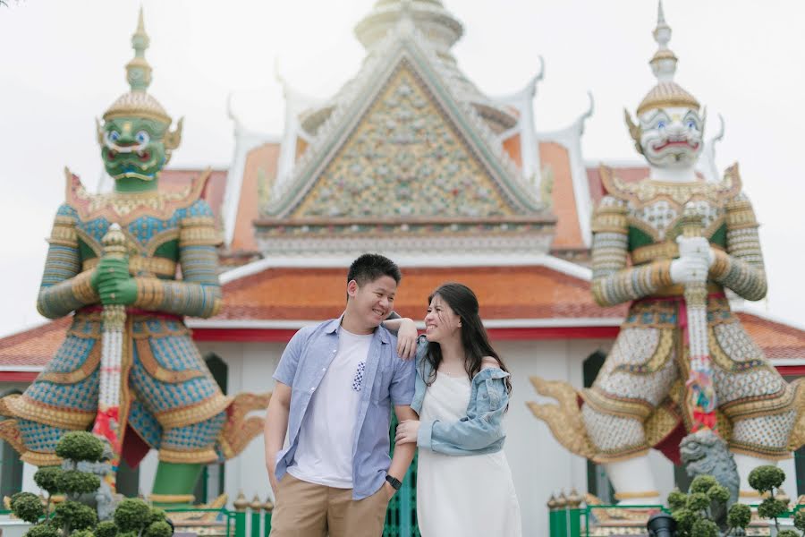 Fotógrafo de casamento Sarit Chaiwangsa (saritchaiwangsa). Foto de 24 de agosto 2023