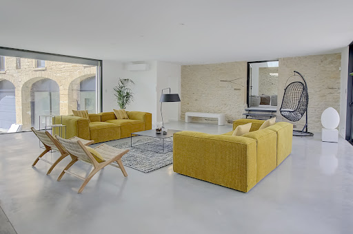 Propriété avec piscine et jardin 3