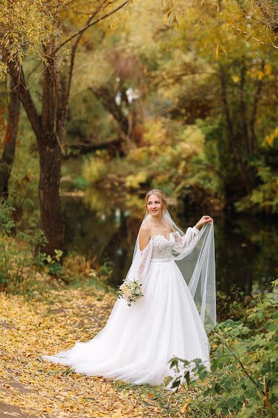 Fotógrafo de casamento Olga Makarova (olgamak). Foto de 4 de outubro 2021