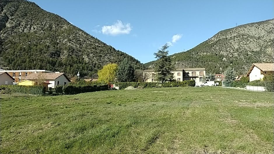 Vente terrain  1152 m² à Espinasses (05190), 120 000 €