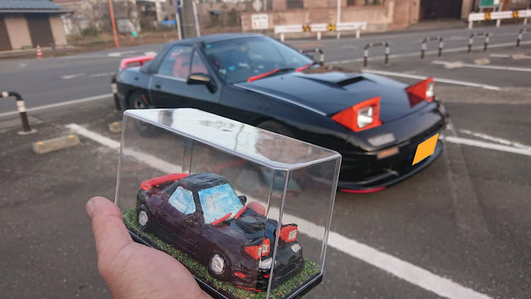 RX-7の光り物にこだわる・リトラの日・ピンクちゃん・確定申告ボイコットに関するカスタム事例の投稿画像2枚目