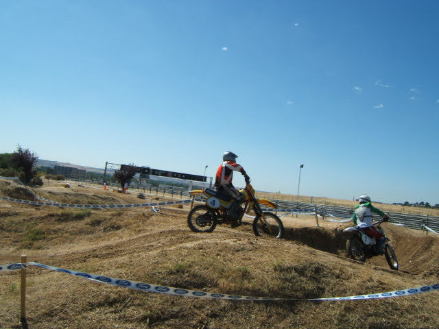 fotos - Jarama Vintage 2014 - Página 5 V49Ksc-ftOtWEA9gr3gHgwPPjAaiPEcGMPQZeUlYzWggFhFWby7kCVIxWYNc-qplfi0oAQrin-2uyIYkYRC6OFo2WFHL5LxSjO4U7zrRomDmdFy08aqYSHsz-p_zvqfL-Zwluz_FKjUGjHG8p27VuwQdKOsTdbDx7wik6x3R78--nsbfvgZ9K7EQSkwLa4CFErFPVA4ie2dFa6uof1QZUYlaVWR7x_eVTulyxZ3NwTE78kS-NDIqPABw2uP3FEKAkN-79DaN_Af1dA9cDxZY4VsRaB2Ul-kHntyn5CSx_LOSyJ_vhw3lEbCT9S-zGaV0pd2DjOmP5LPaqLgjFmXvGkqwL2Q_s8aumkCRrbQMtGhfeqxJaW6aQGEMVhDCXch3pMs9049zPJvzWJtUDVwc6RwOqLDmoR4_uuNUx8frz8E-7kmU9r3tUMJGUX6ADxmjFkRinsGhcvU9JSZHdGF2jAzpGK_SuEwloL8RMApSPDyM4FaqseeNJgbr2xbsE6ClD6e0EJUigmpZkkY1NxdRkTaydSjMIHWWj6bDHTOXmSBGDC1dYk6bAmFItCzJ49iD3ic4iP2B594FlaSVtpTBB-62DpTxiVtf3096T7-yEhw_7fD6cIaQbsx8rF0MhYOvDKOKJUb-sLzTpgIEeTKzKJT2PnwPb88Wy7_S_1u86_BtMOPTrQMcQMLfnVoacgzd1KnVUcR6qEvkaxgfc87rKREBhPE2ivKAoB41ojRjfSgJFAX3GygtD0YomkMd9eRcNBOV5EZa_W9x3zmEvQd3eOq3YJi1_J_iyF_escuifj66NuTyyut5y3PNt0iqqTo1CYgju1ELh-0JhK0eBuuixjaTNrkfyO9zFL70zFnPqN3pHCR9_qEaEBxU7-zFjks0tKgEO9RknIqEj-M5BLCZiETDtW7JTzhs5o_jeuF5mqc2KZtY2Mo_T06_sIBO2USwbNCMJ6sWrmjCR-ZJ4FSU=w640-h480-s-no?authuser=0