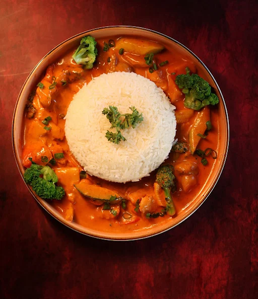 Thai Veg Red Curry With Steamed Rice