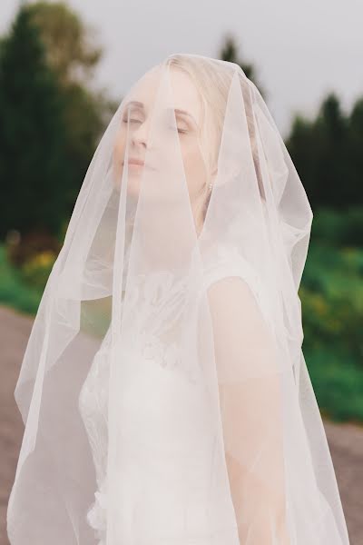 Fotógrafo de casamento Polina Borodevich (bpayli). Foto de 13 de setembro 2018