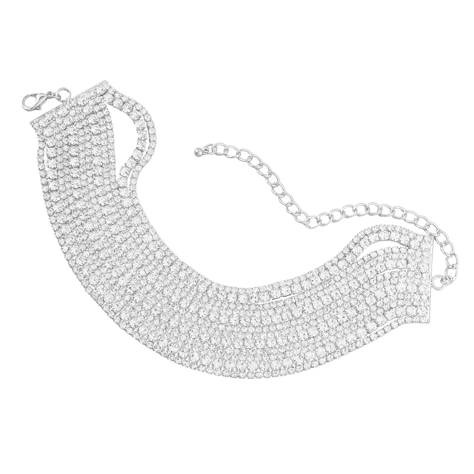 Europees en Amerikaans overdreven meerlaagse legering diamant armband. Maak een statement met deze opvallende armband, perfect voor een vleugje glamour.