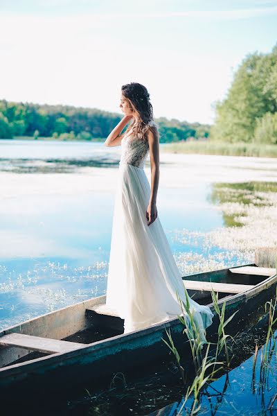 Photographe de mariage Anna Belousova (belousova93). Photo du 16 février 2018