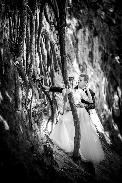 Wedding photographer Tomasz Schab (tomaszschab). Photo of 14 September 2015