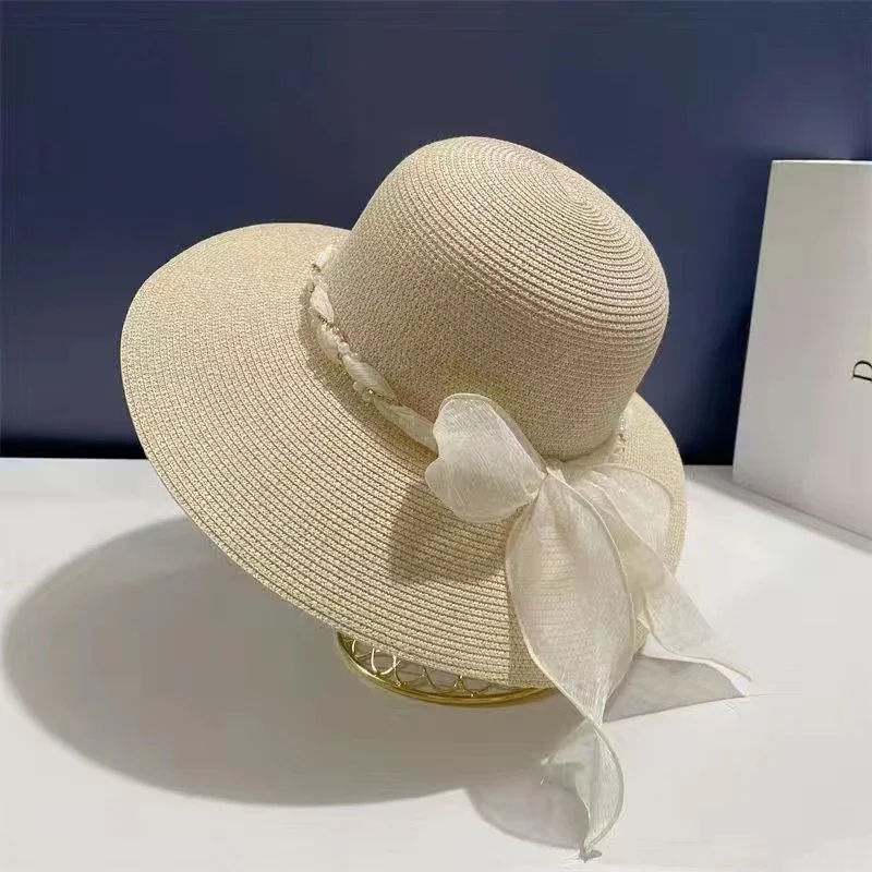 Chapeau de plage en paille, style français, dentelle, larges bords, protection solaire pour femme, chapeau de soleil polyvalent, idéal pour la mer.