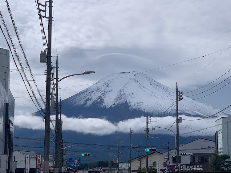 WRX STIの富士山・綺麗・出張中に関するカスタム事例の投稿画像1枚目
