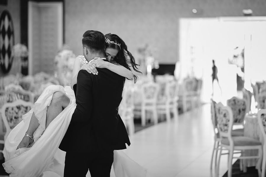 Fotografo di matrimoni Sergiu Nedelea (photolight). Foto del 2 luglio 2019