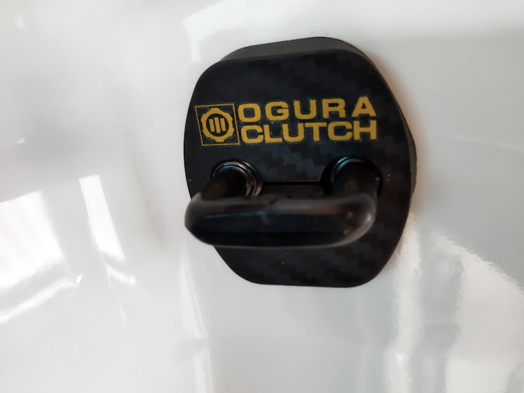 スカイライン GT-Rのドアストライカー・ドアストライカーカバー・ラバープロテクタント・ゴム製品保護・メンテナンスは大事に関するカスタム事例の投稿画像4枚目