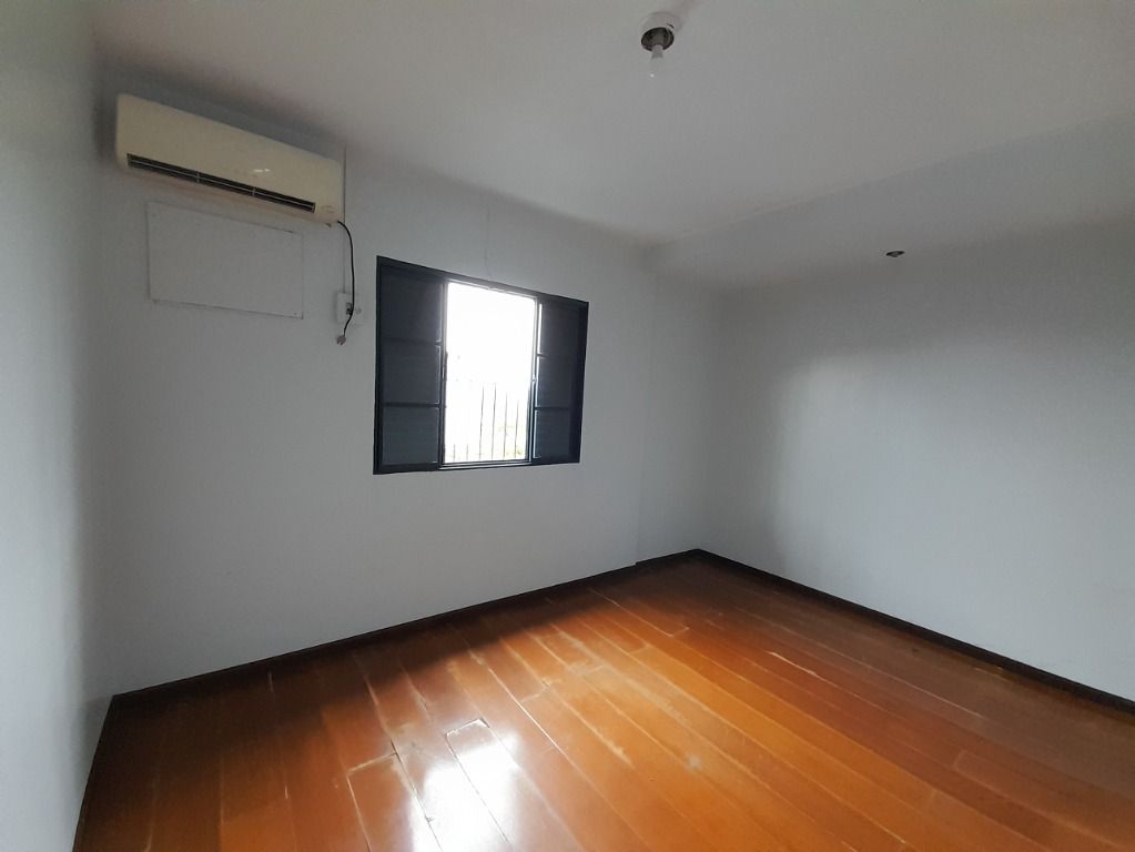 Sobrado à venda e aluguel com 3 quartos, 120m² - Foto 10