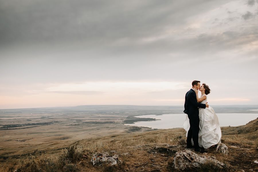 Fotógrafo de casamento Kamil Aronofski (kamadav). Foto de 10 de outubro 2017