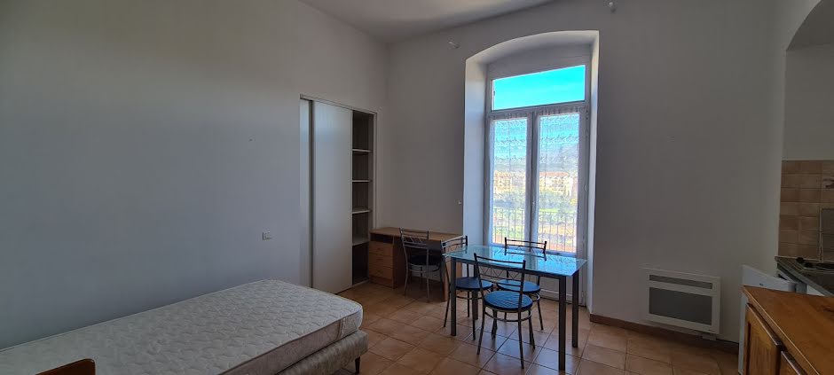 Location meublée appartement 1 pièce 20 m² à Corte (20250), 450 €