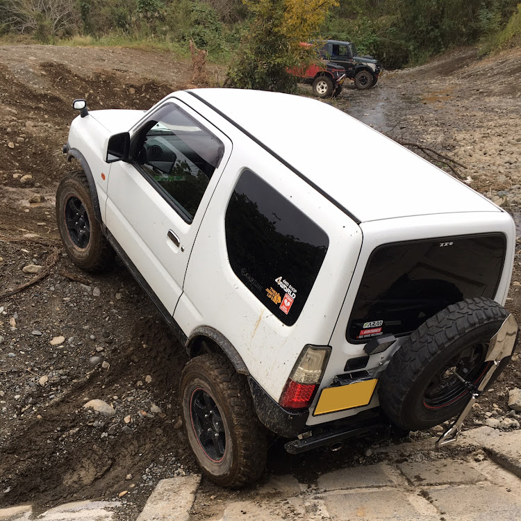 ジムニーのジムニーJB23・猿トラ・遊ぶ時はスペア部品も用意しておきましょう・たまちゃんまたドラシャ折れに関するカスタム事例の投稿画像5枚目