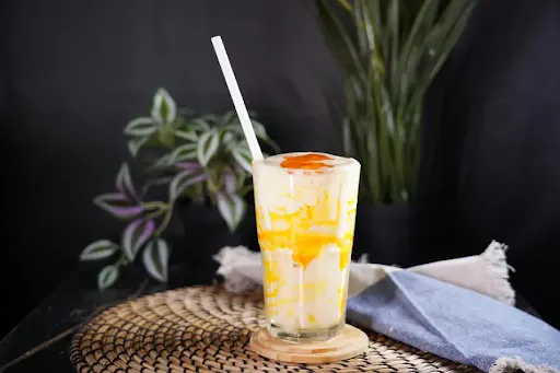 Mango Blast Shake