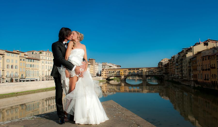 Wedding photographer Giuseppe Chiodini (giuseppechiodin). Photo of 24 September 2014